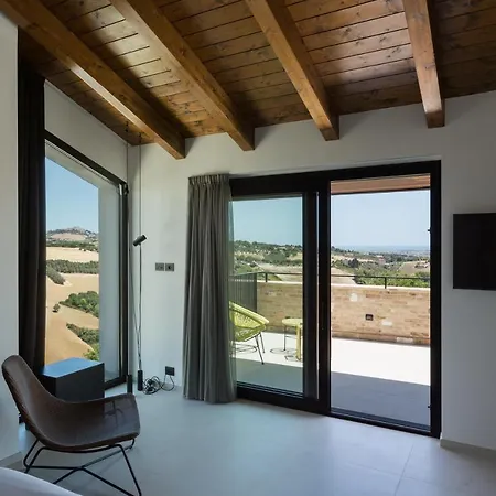 Radici Luxury Bed & Breakfast Monsampolo Del Tronto