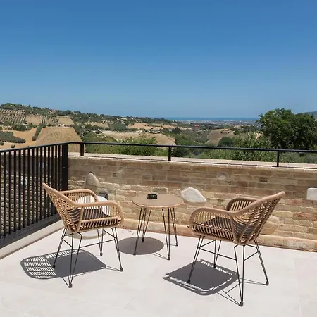 Radici Luxury Bed & Breakfast Monsampolo Del Tronto