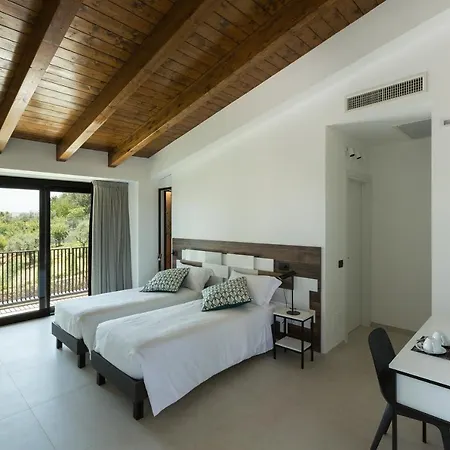 Radici Luxury Bed & Breakfast 4*