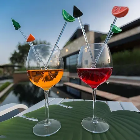 Radici Luxury Monsampolo Del Tronto