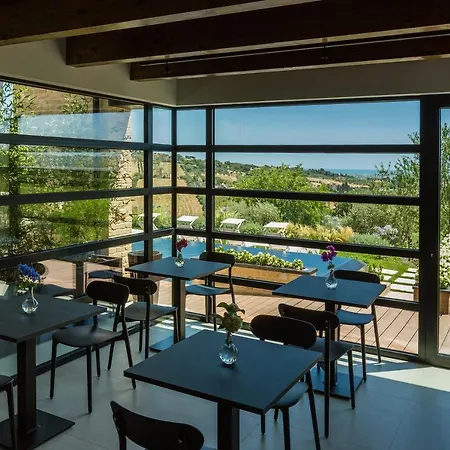 Bed & Breakfast Radici Luxury 4*